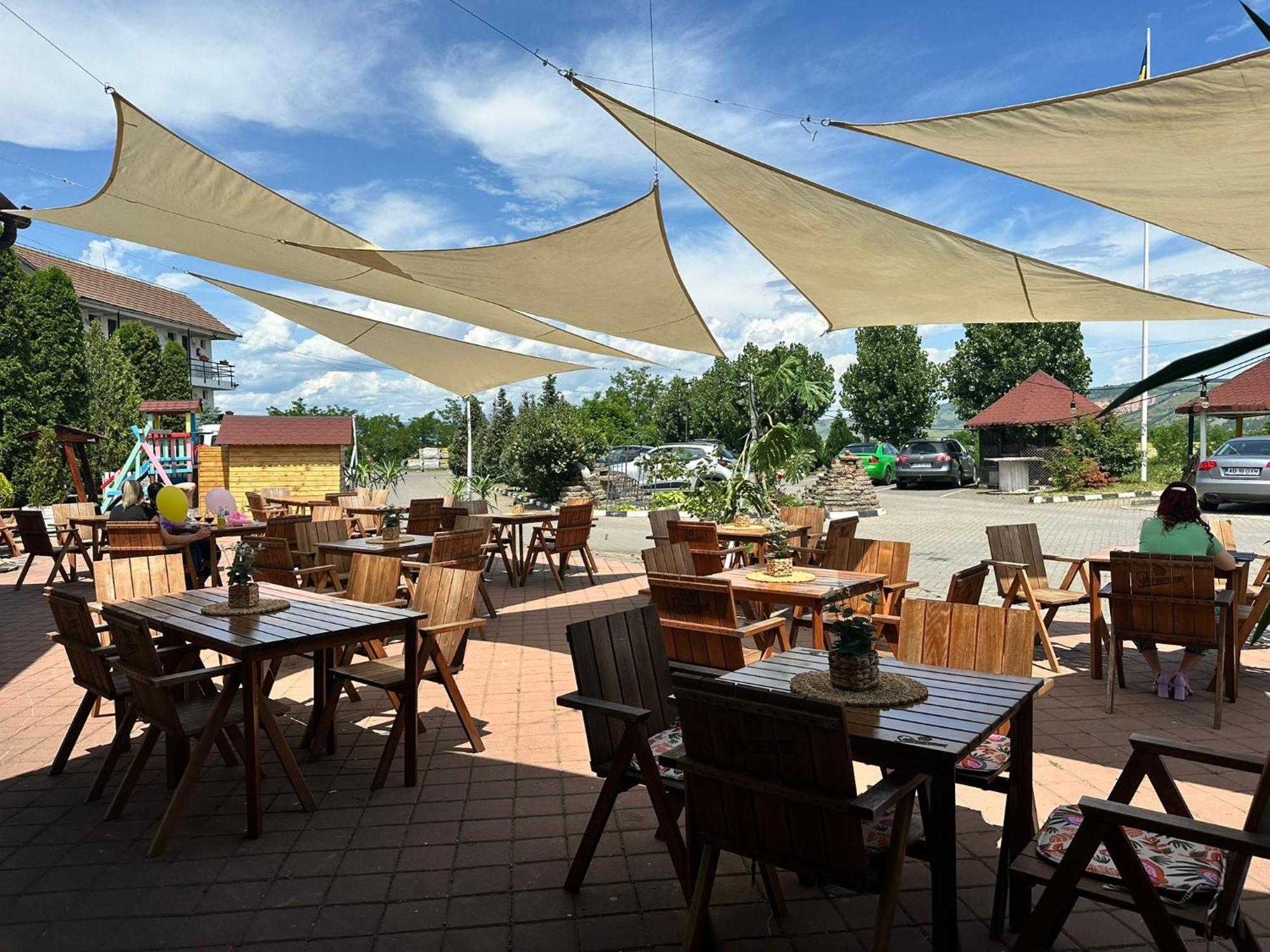 Motel Dacia Sebeş Eksteriør bilde